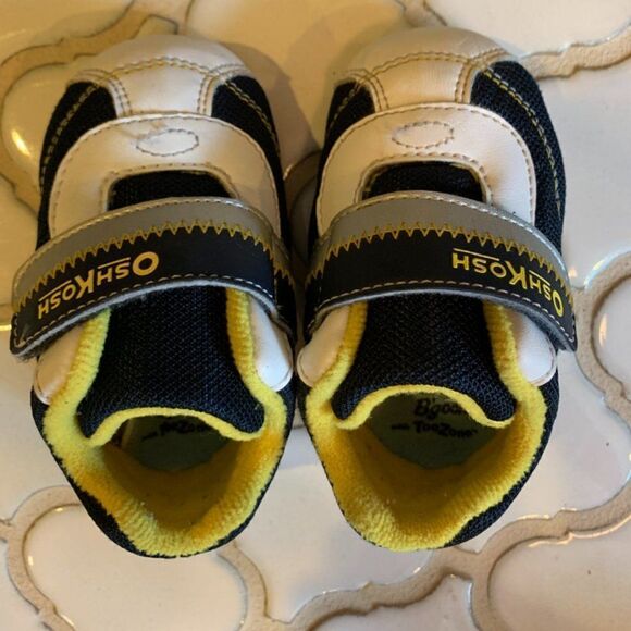 Osh Kosh B'gosh Navy and Yellow Soft Shoe - Picture 4 of 7